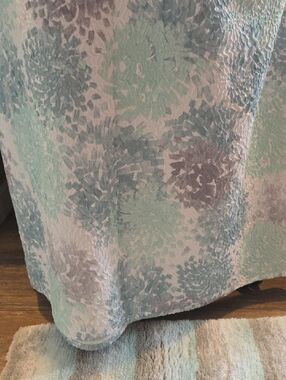DKNYC Shower Curtain in Mint, Light Blue, and Taupe Floral Pattern With Bath Mat